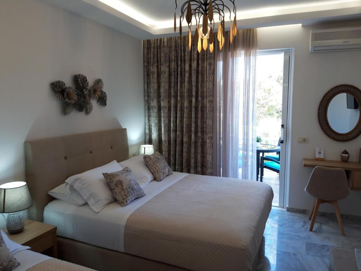 Athina Apartment *